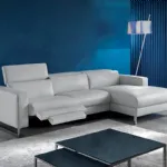 Divano in pelle con meccanismo relax